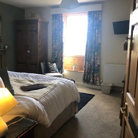 The Hollow Bed And Breakfast Great Longstone Εξωτερικό φωτογραφία